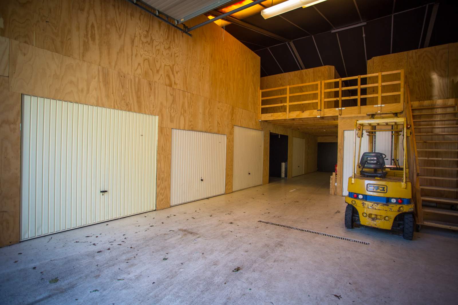 Home Tiko opslag - auto stalling 1